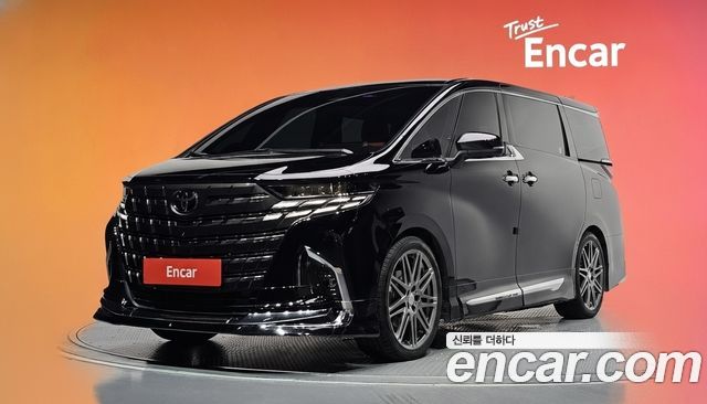 Toyota Alphard — exterior