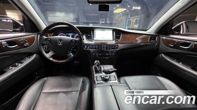 Hyundai Equus — interior