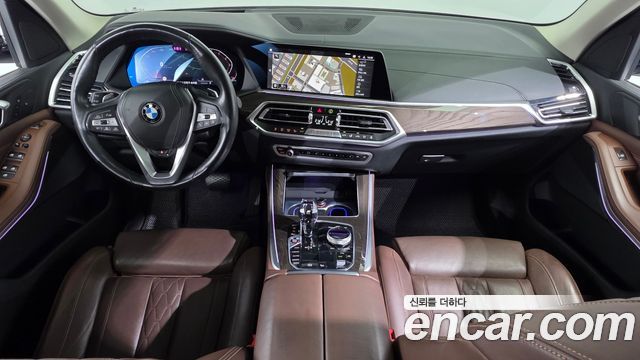 BMW X5 — interior