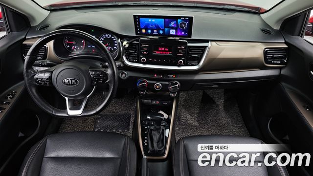 Kia Stonic — interior