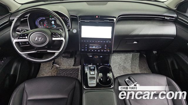 Hyundai Tucson — interior