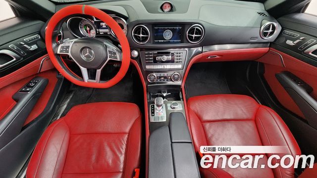 Mercedes-Benz SL-Class — interior