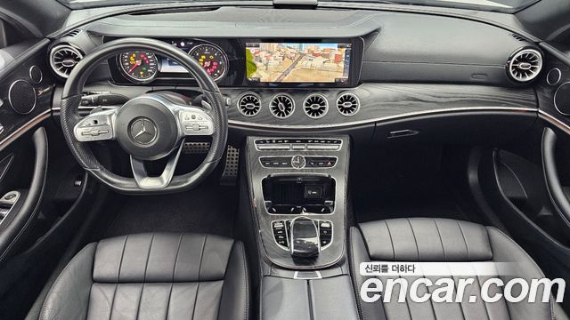 Mercedes-Benz E-Class — interior