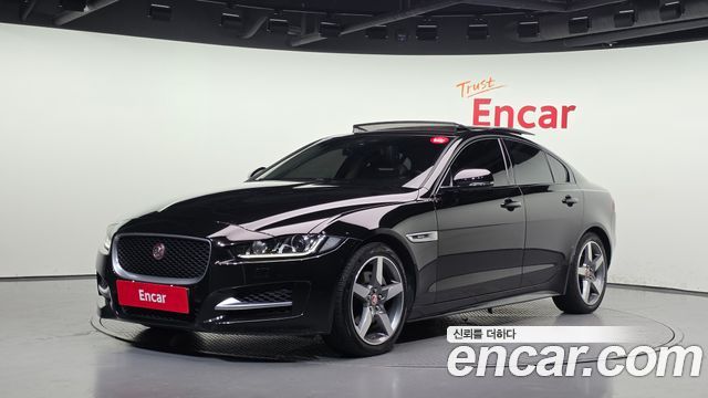Jaguar XE — exterior