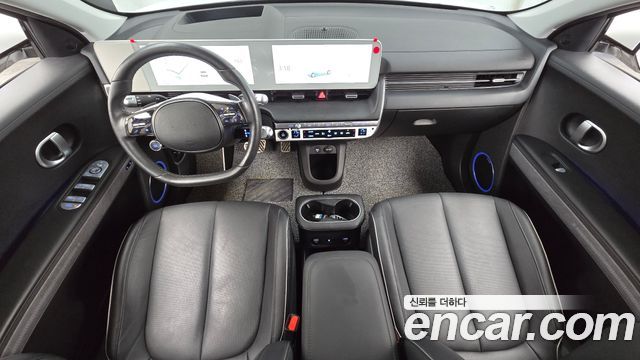 Hyundai IONIQ 5 — interior