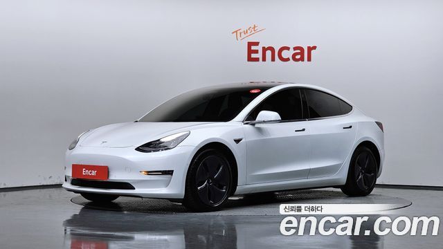 Tesla Model 3 — exterior