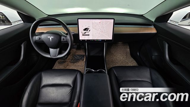 Tesla Model 3 — interior
