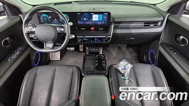 Hyundai IONIQ 5 — interior