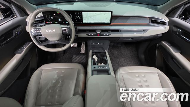 Kia EV9 — interior