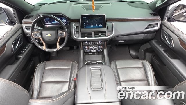 Chevrolet Korea Tahoe — interior