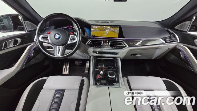 BMW X6 M — interior