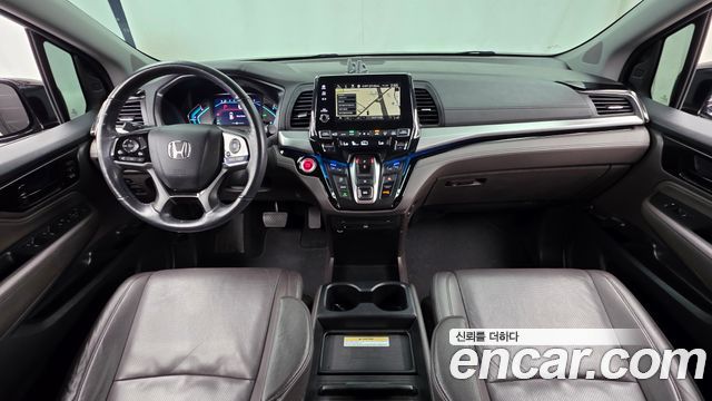 Honda Odyssey — interior