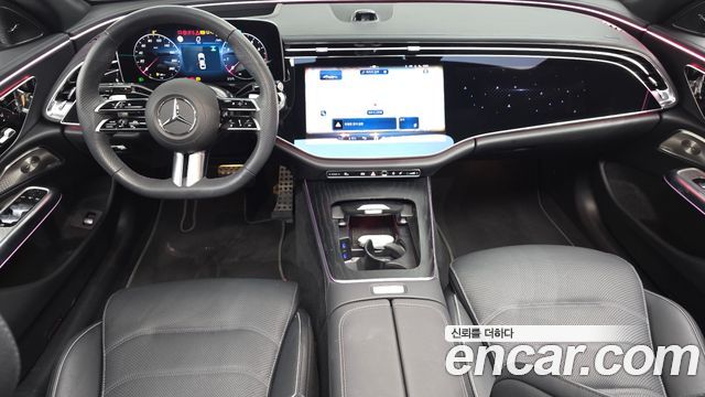 Mercedes-Benz E-Class — interior