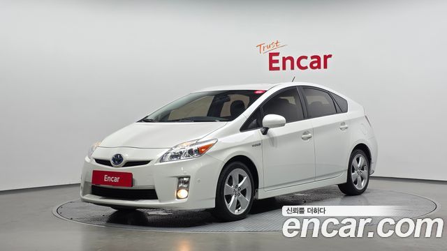 Toyota Prius — exterior