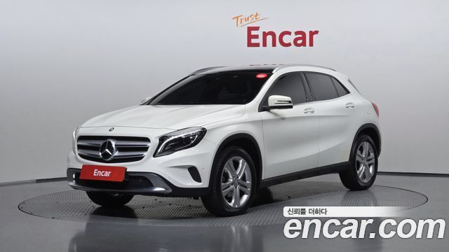 Mercedes-Benz GLA-Class — exterior