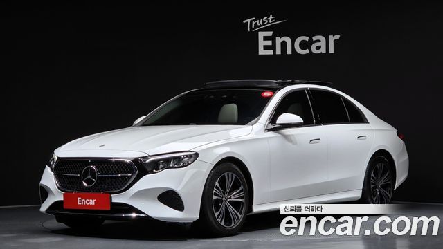 Mercedes-Benz E-Class — exterior