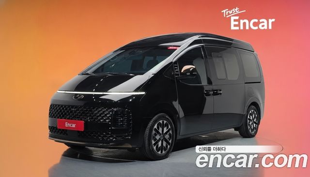 Hyundai Staria