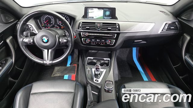BMW M2 — interior