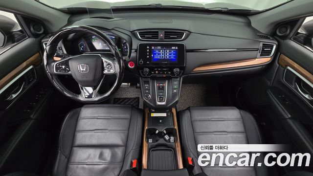 Honda CR-V — interior