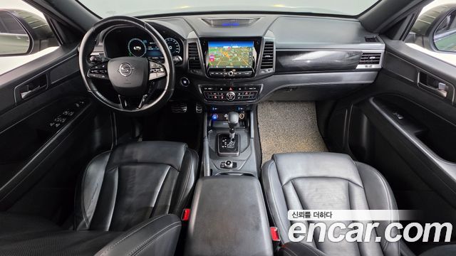 KG Mobility Rexton — interior