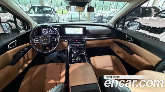 Kia Carnival — interior