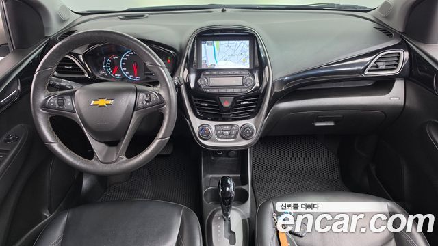Chevrolet Korea Spark — interior
