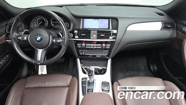 BMW X4 — interior