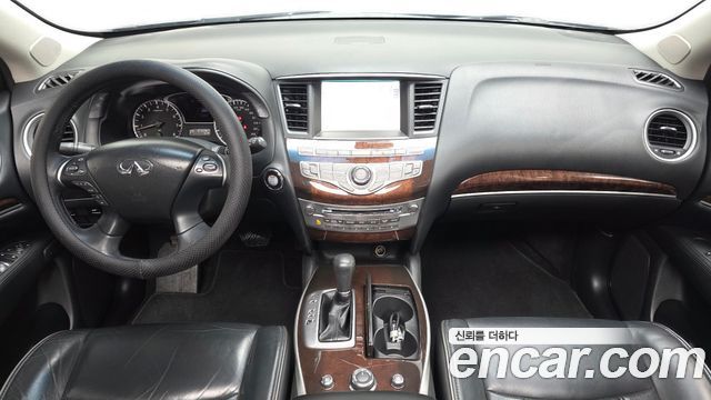 Infiniti QX60 — interior