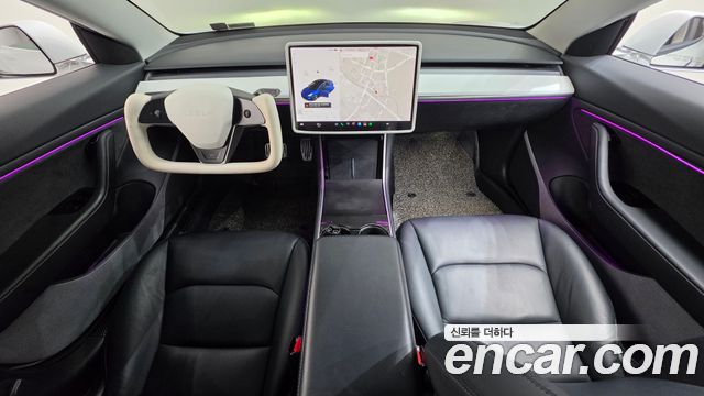 Tesla Model 3 — interior