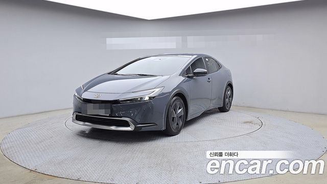 Toyota Prius — exterior