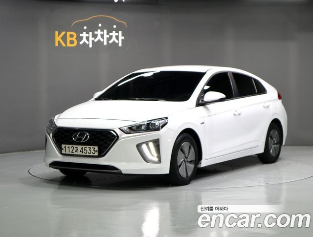 Hyundai Ioniq — exterior