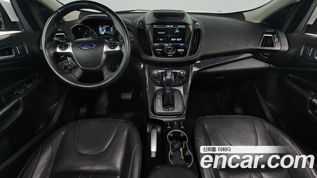 Ford Kuga — interior