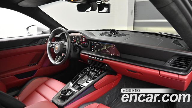 Porsche 911 — interior