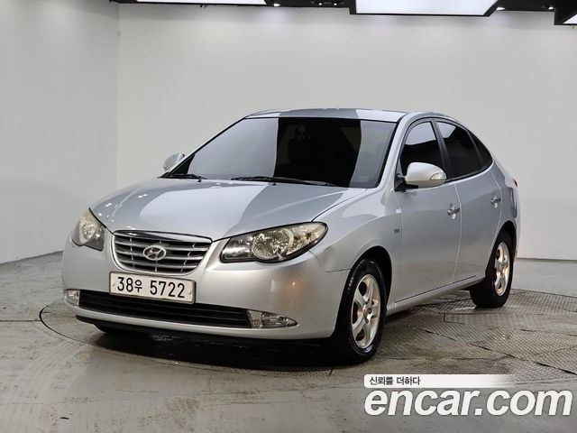 Hyundai Avante — exterior