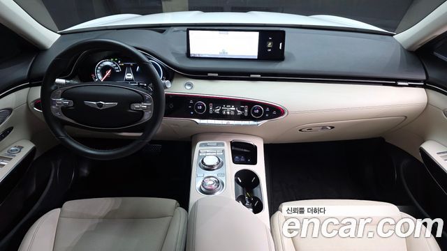 Genesis GV70 — interior