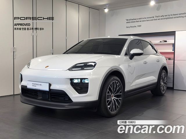 Porsche Macan — exterior