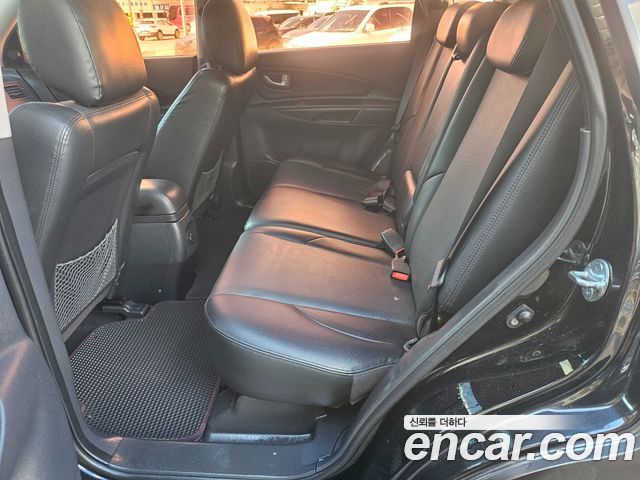 Hyundai Tucson — interior