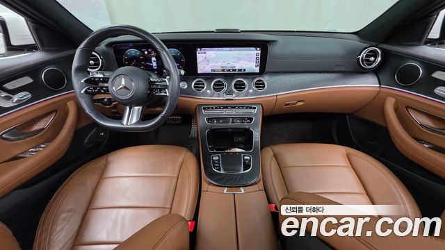 Mercedes-Benz E-Class — interior