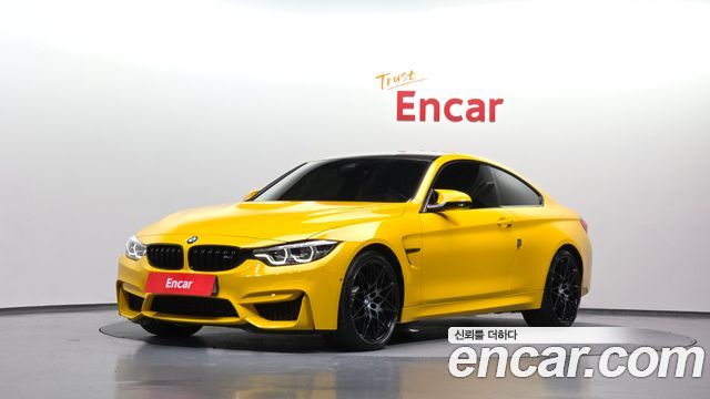 BMW M4 — exterior