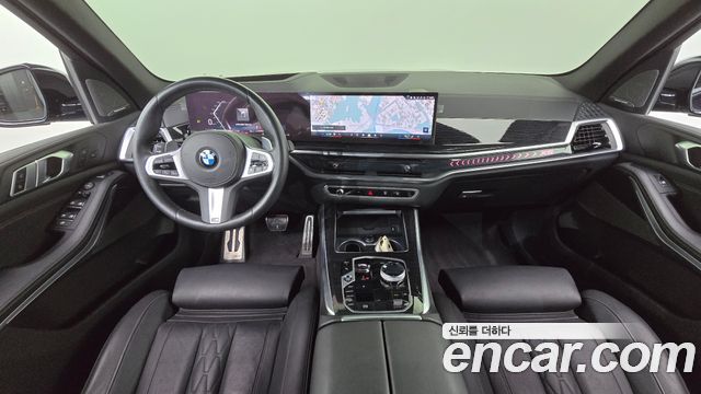 BMW X5 — interior