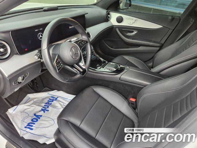Mercedes-Benz E-Class — interior