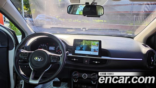 Kia Morning — interior