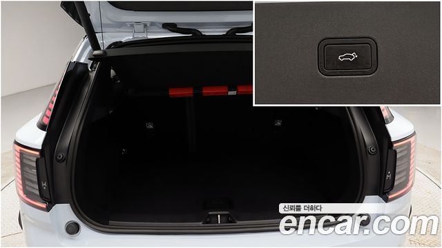 Volvo EX30 — interior