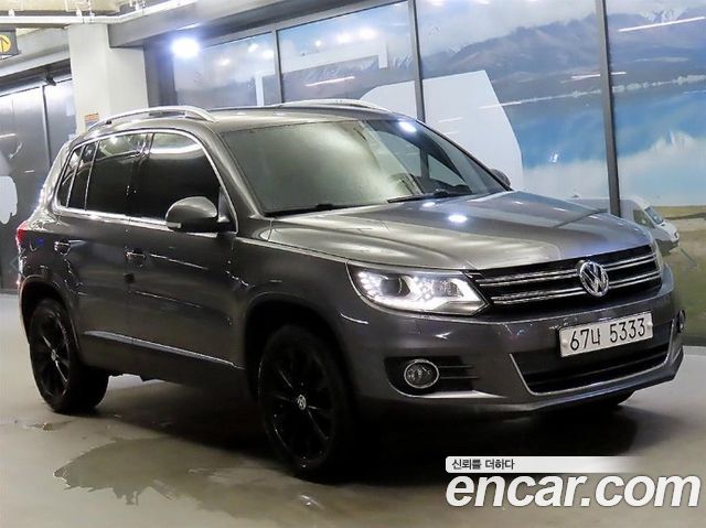 Volkswagen Tiguan — exterior
