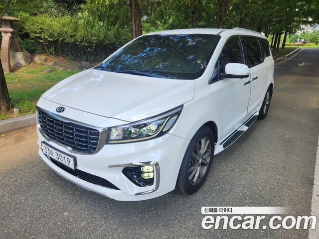 Kia Carnival — exterior