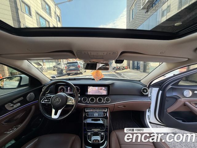 Mercedes-Benz E-Class — interior