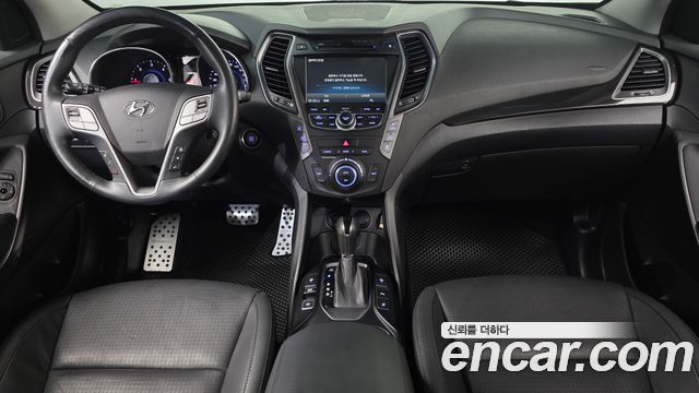 Hyundai Maxcruz — interior