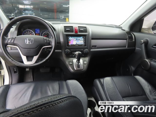 Honda CR-V — interior
