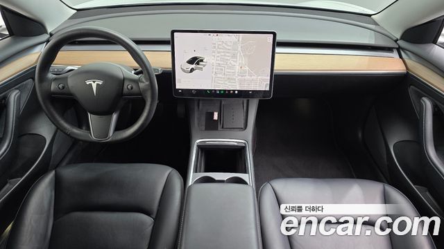 Tesla Model 3 — interior