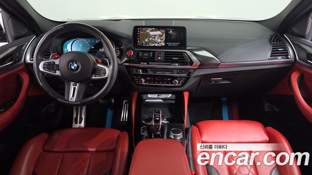 BMW X4M — interior